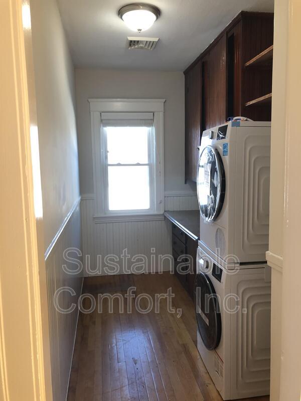 Building Photo - 26 Sterling St