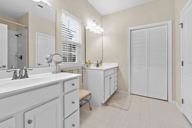 Building Photo - 2704 Brownstone Cir