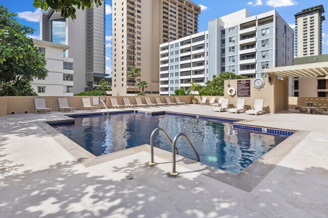 Building Photo - Aloha Towers