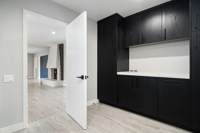 Building Photo - 79869 Hummingbird Ln