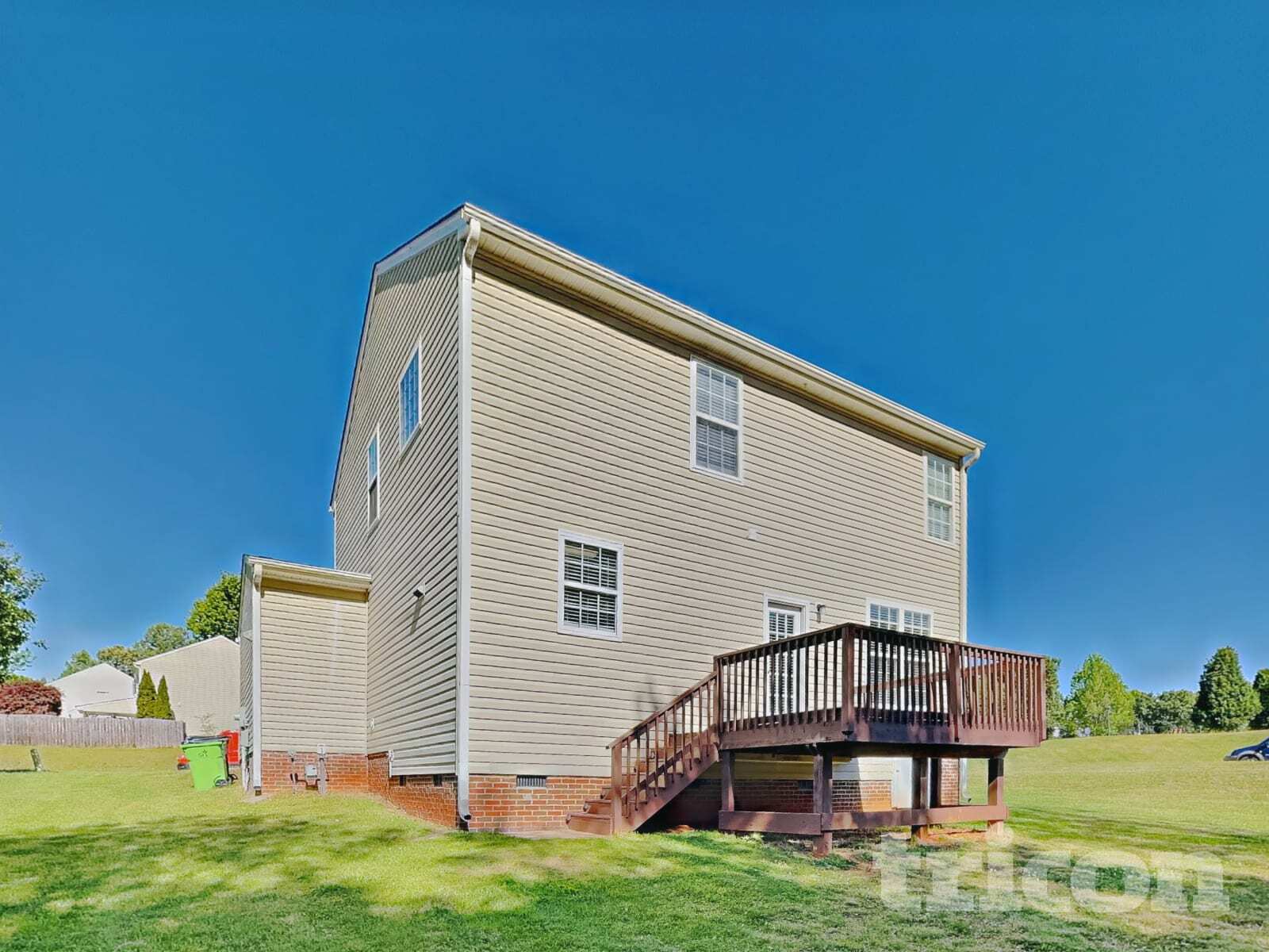Building Photo - 6103 Glen Way Dr
