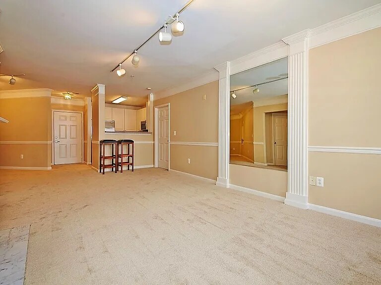 Building Photo - 2711 Bellforest Ct