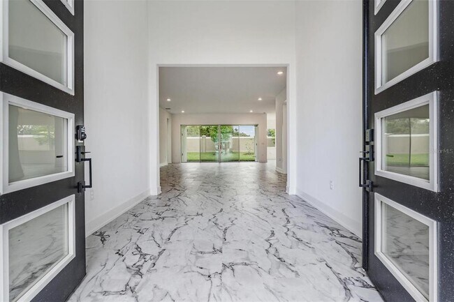 Building Photo - 8373 Ivy Stark Blvd