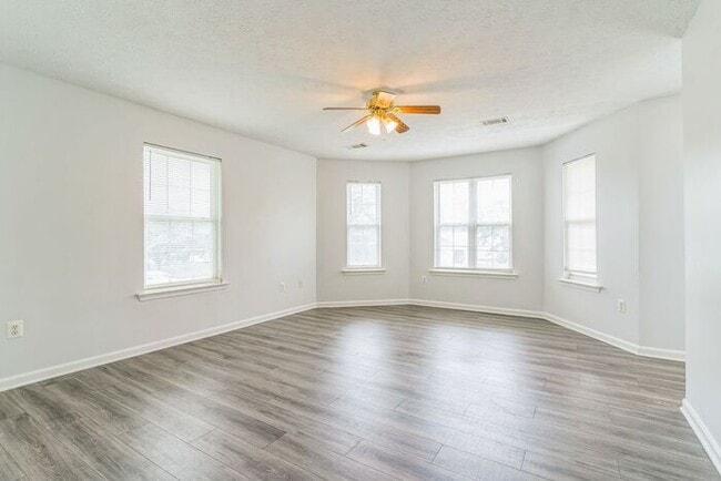 Building Photo - 5309 Sea Raven Ct
