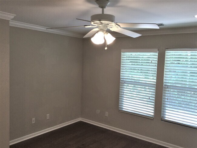 Building Photo - 3848 Annapolis Way