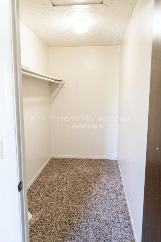 Building Photo - 3104 E Gov John Sevier Hwy