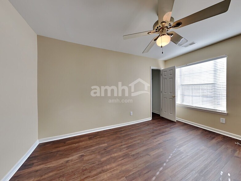 Building Photo - 1208 Winding Ridge Ct