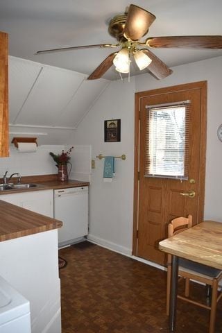 Building Photo - 1626 Lunt Ave