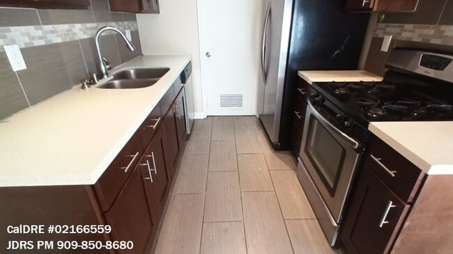 Building Photo - Hacienda Heights 2 Bedroom Condo