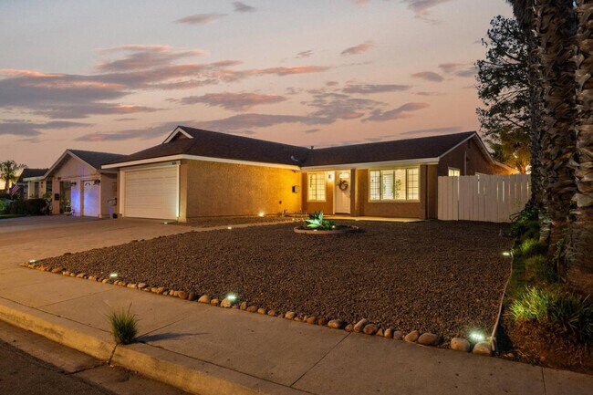 Building Photo - 7630 Andasol St