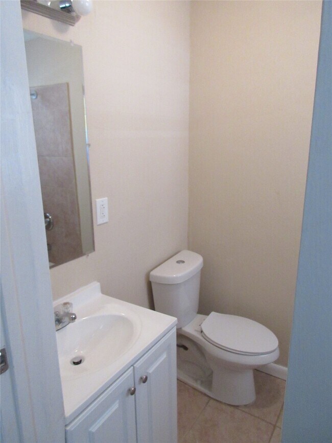 Building Photo - 12806 Flaxseed Way