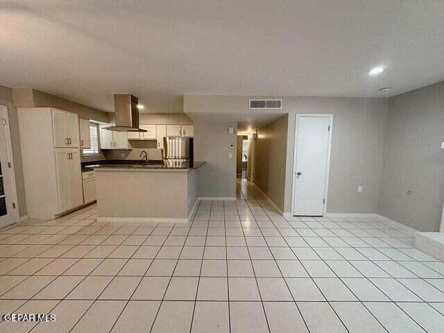 Building Photo - 727 Arredondo Dr