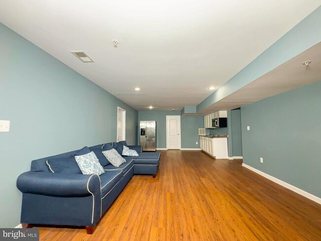 Building Photo - 17405 Madrillon Way