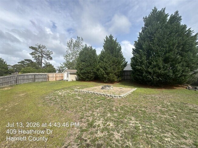 Building Photo - 395 Heathrow Dr