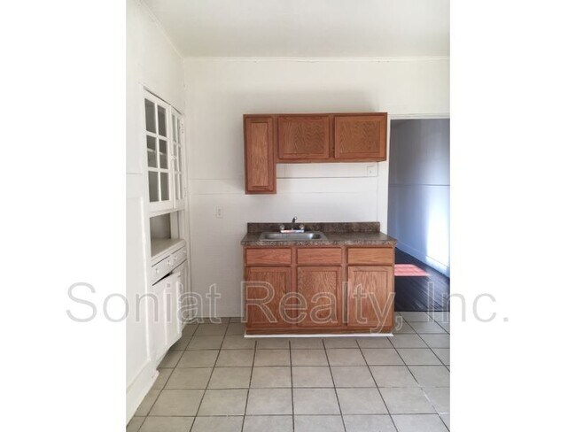 Building Photo - 4501 Baudin St