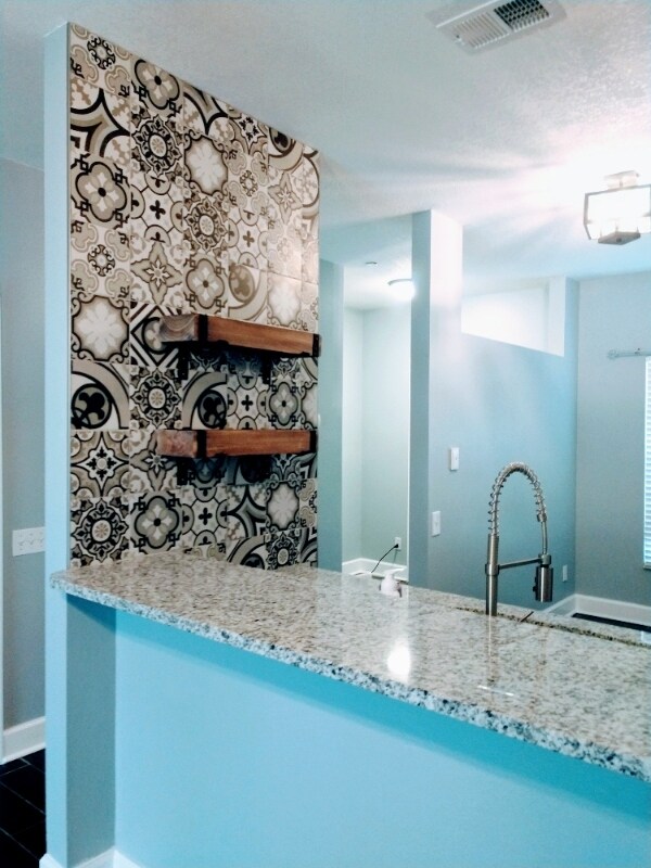 Building Photo - 211 Countryside Key Blvd