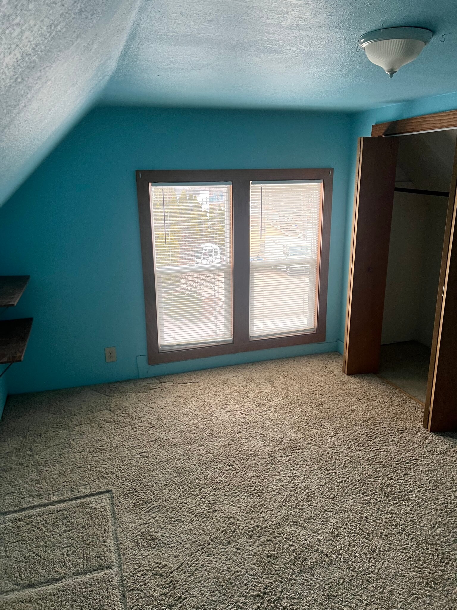 Bedroom 4 - 5627 W Burnham St