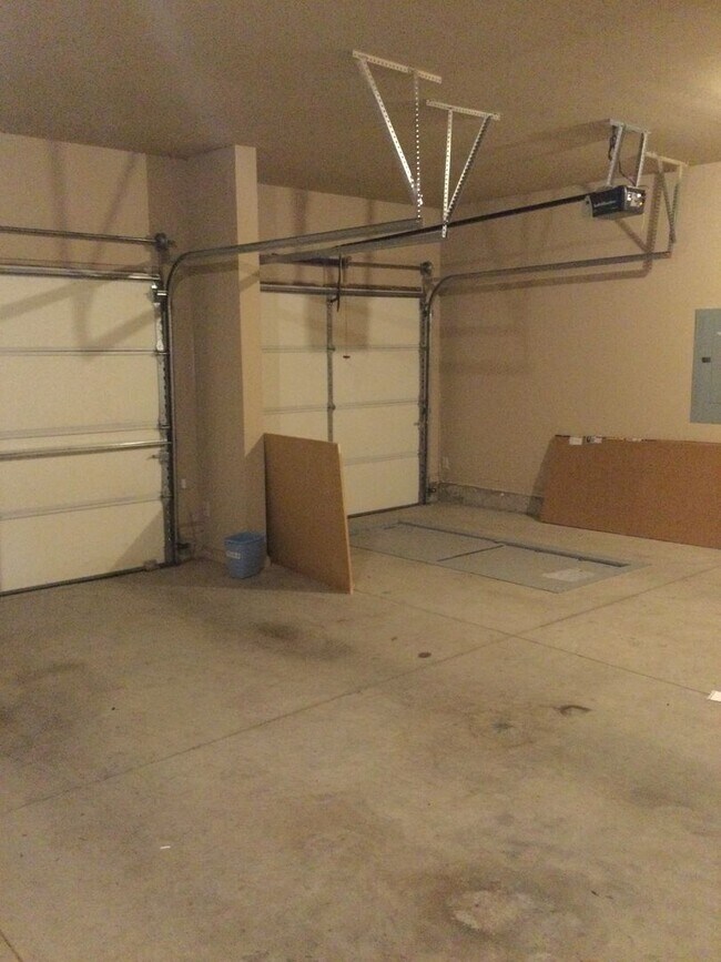 Building Photo - 17409 Melville Ln