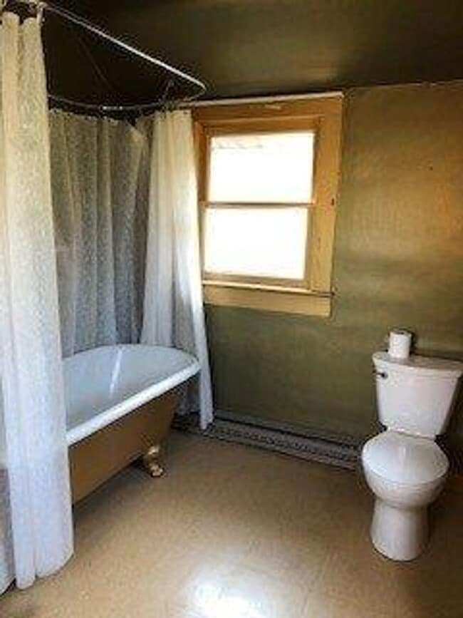 Building Photo - FALK 1