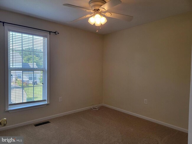 Building Photo - 5205 Sauger Ct