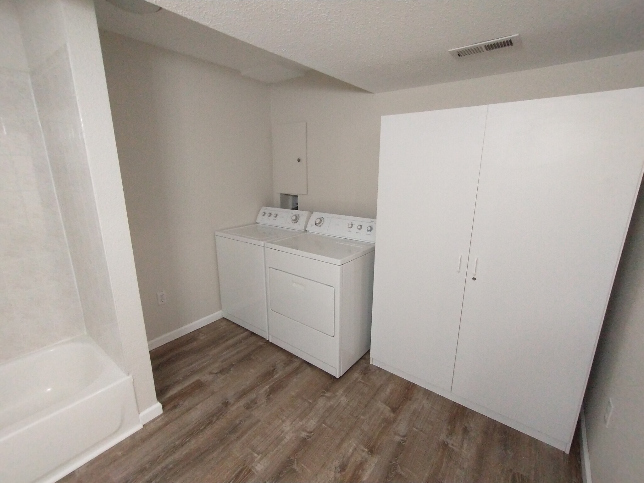 Laundry - 2225 Andrew Dr
