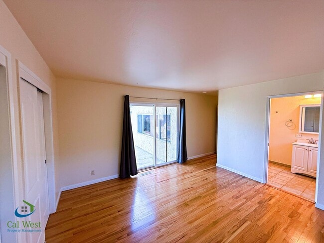 Building Photo - 5331 Rimwood Dr