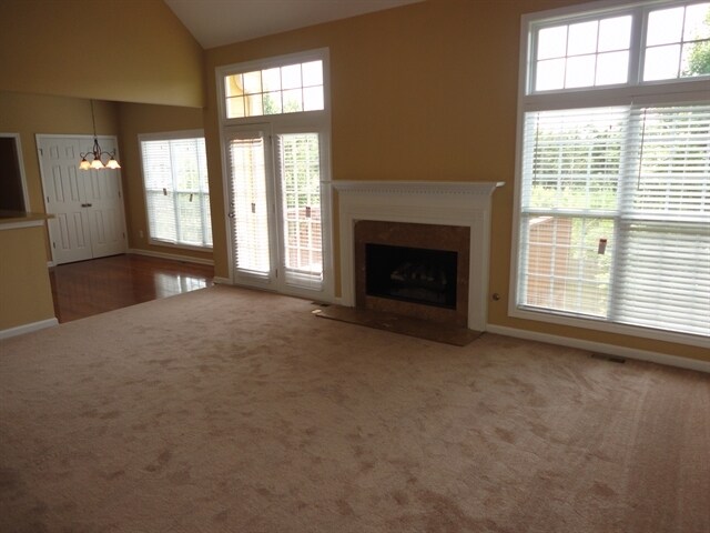 Building Photo - 323 Vinings Vintage Cir