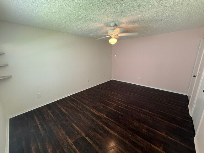Building Photo - 2829 Burgos Dr