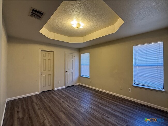 Building Photo - 3015 Nancy Jane Dr