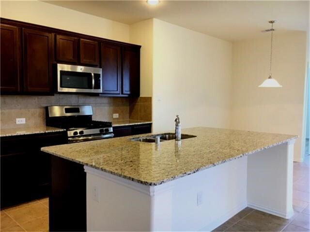Building Photo - 8410 Green Paseo Pl