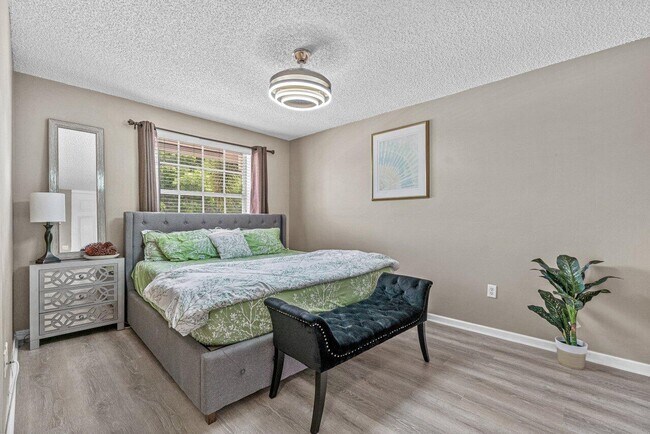 Building Photo - 9885 Woodworth Ct