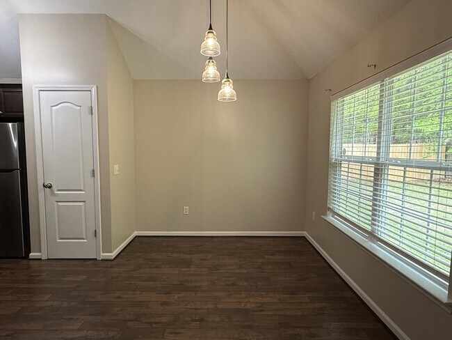 Building Photo - 146 Aquinnah Dr