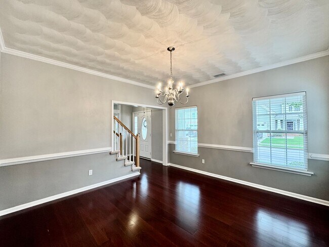 Building Photo - 5 Bedroom Ready NOW! Pet Friendly, Community Pool, Clubhouse, Fitness Center, Kayak Launch, Playg...