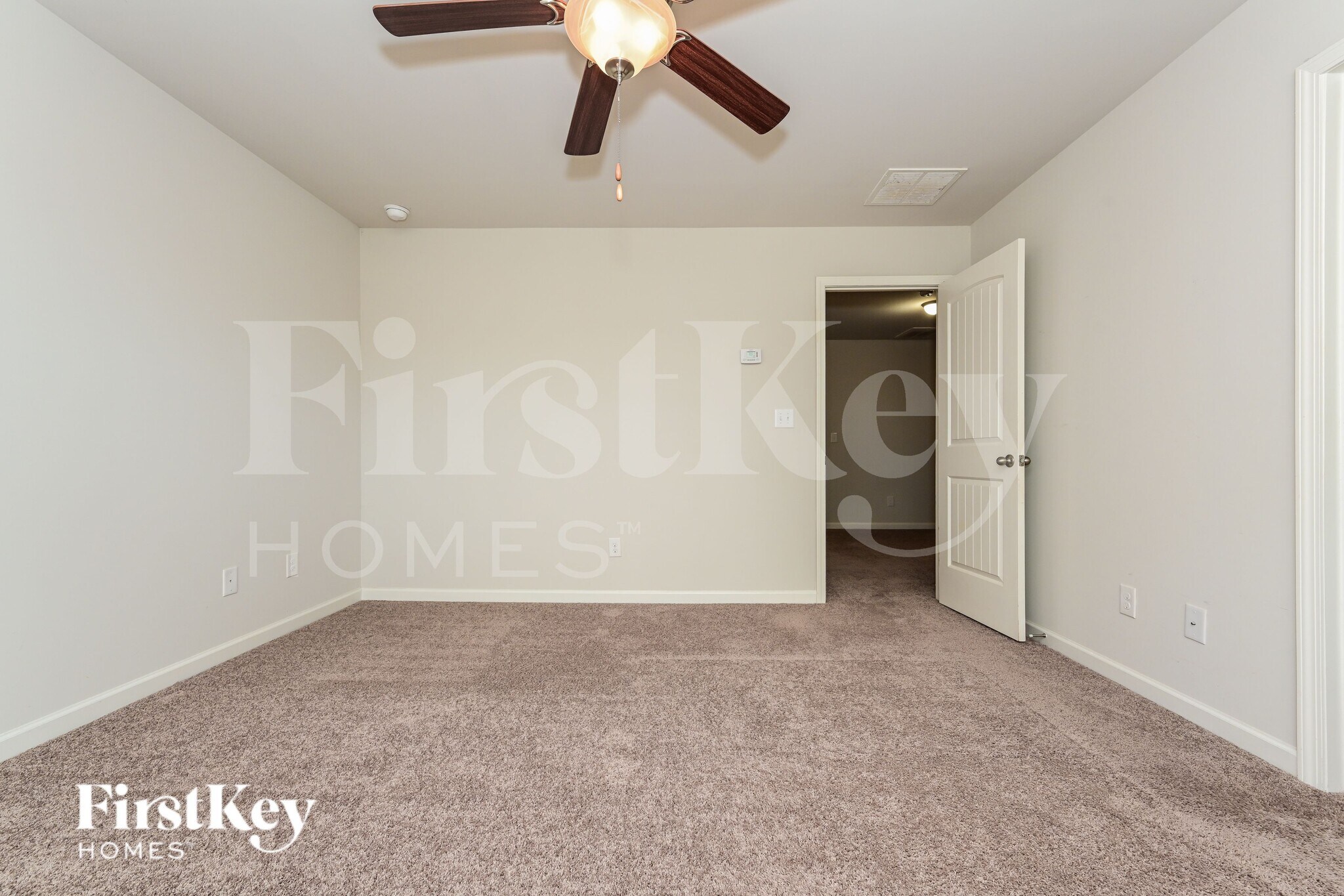 Building Photo - 152 Daisy Cir