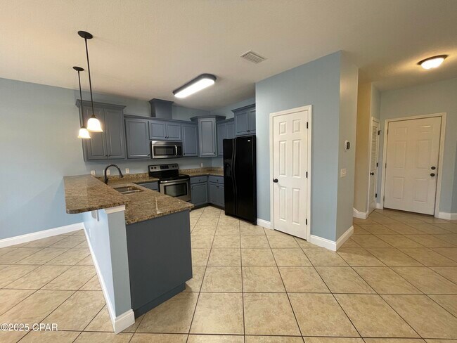 Building Photo - 1758 Annabellas Dr