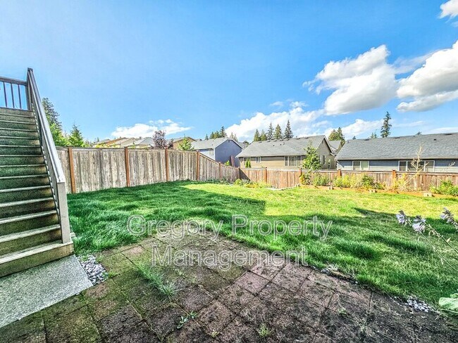 Building Photo - 619 202nd Pl SW