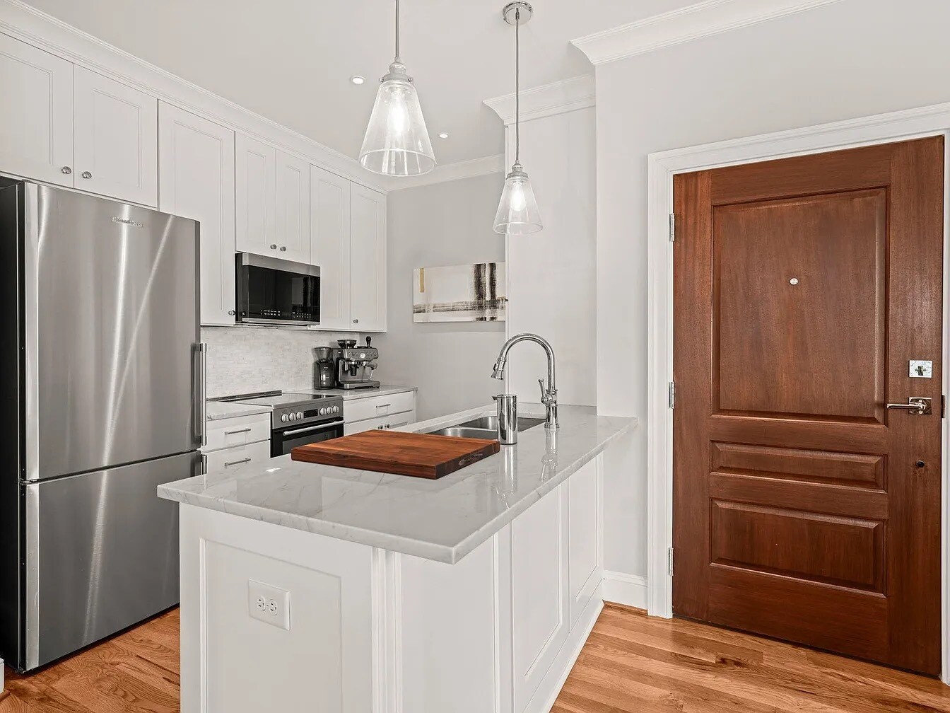 Building Photo - 605 Smedes Pl
