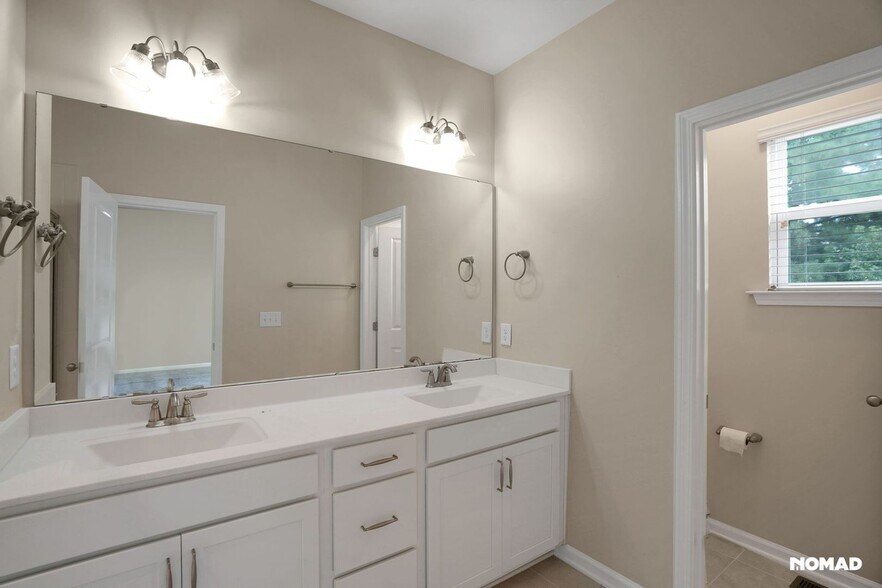 Building Photo - 2243 Chattering Lory Ln