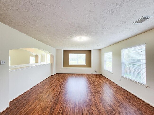 Building Photo - 2326 Summer Wind Dr
