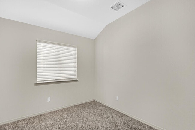 Building Photo - 11069 Gem Valley Rd