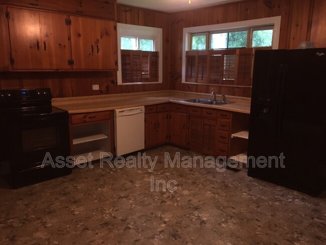 Building Photo - 2033 Decatur Hwy