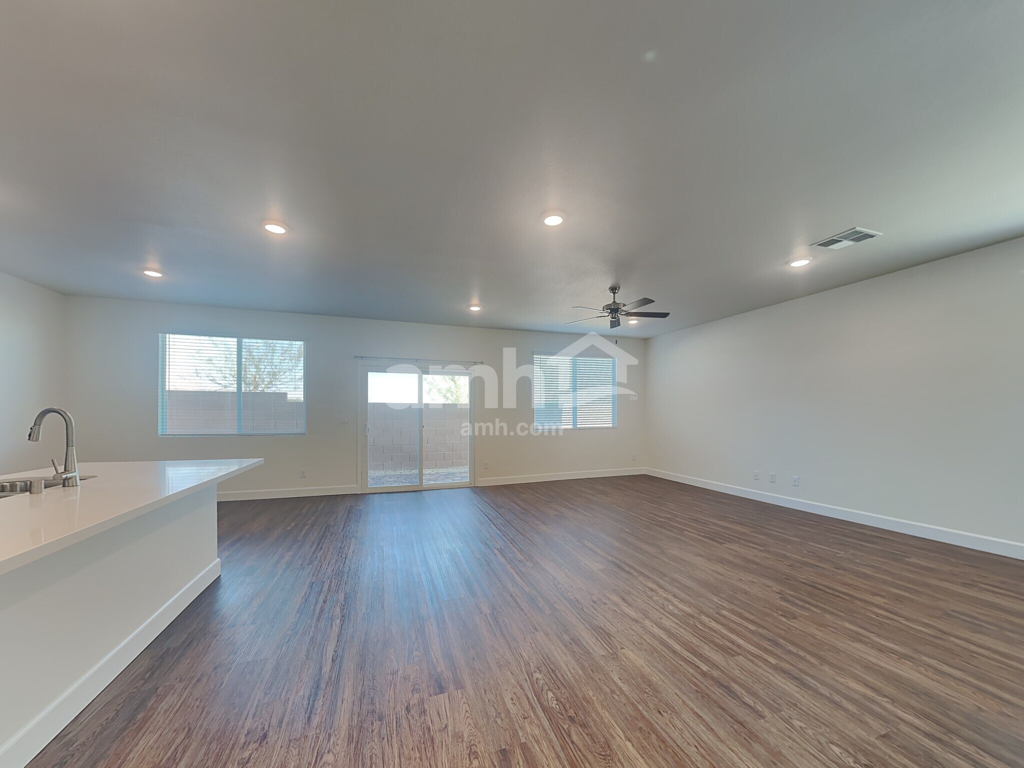 Building Photo - 6138 Theodore St