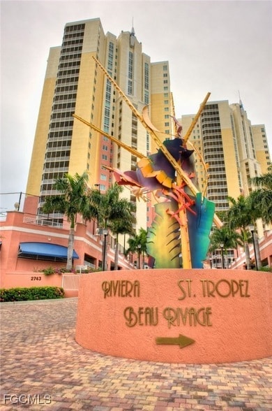 Building Photo - 2743 First St