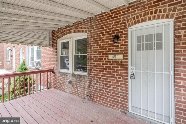 Building Photo - 1340 Pontiac Ave