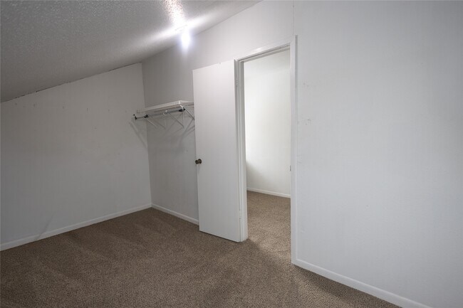 Building Photo - 8100 Cambridge St