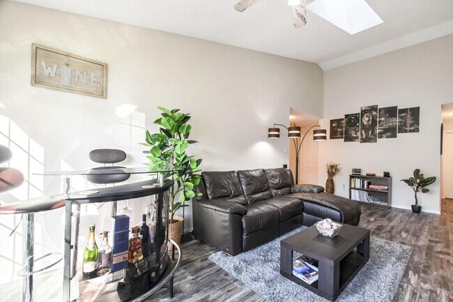 Building Photo - 1107 Huntmaster Terrace NE