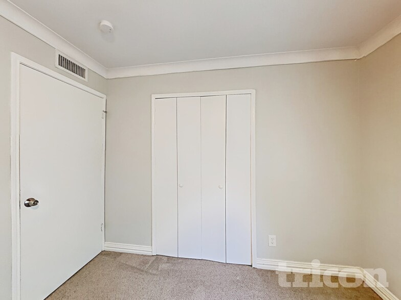 Building Photo - 7541 Christie Ln