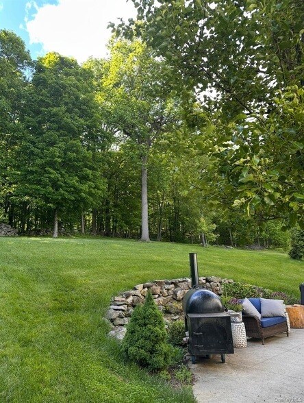 Building Photo - 58 Quail Ln