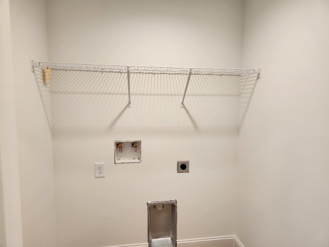 Building Photo - 64 Lumpkin Co Park Rd