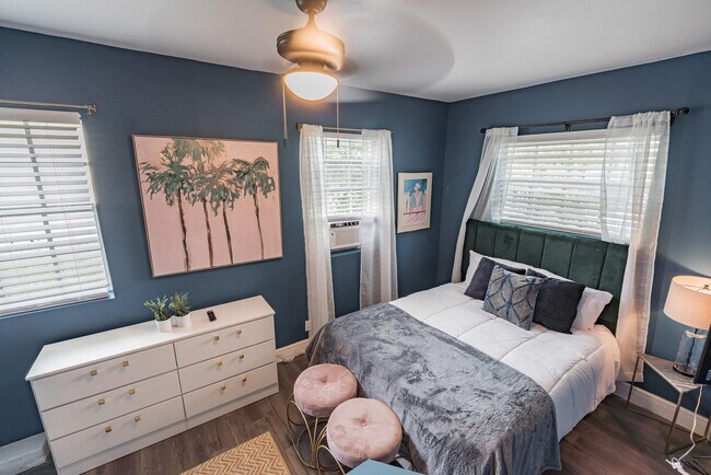 Building Photo - 1016 Street